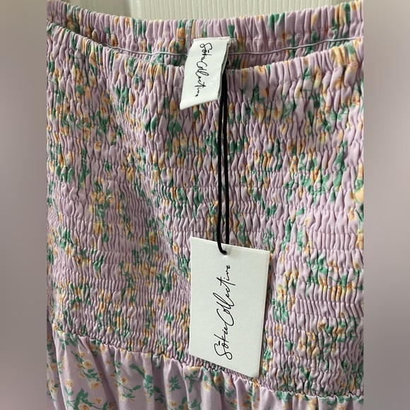 Sokee Collective NWT Side Shoulder Pouf Lavender Floral Smocked Midi Dress - Picture 4 of 7
